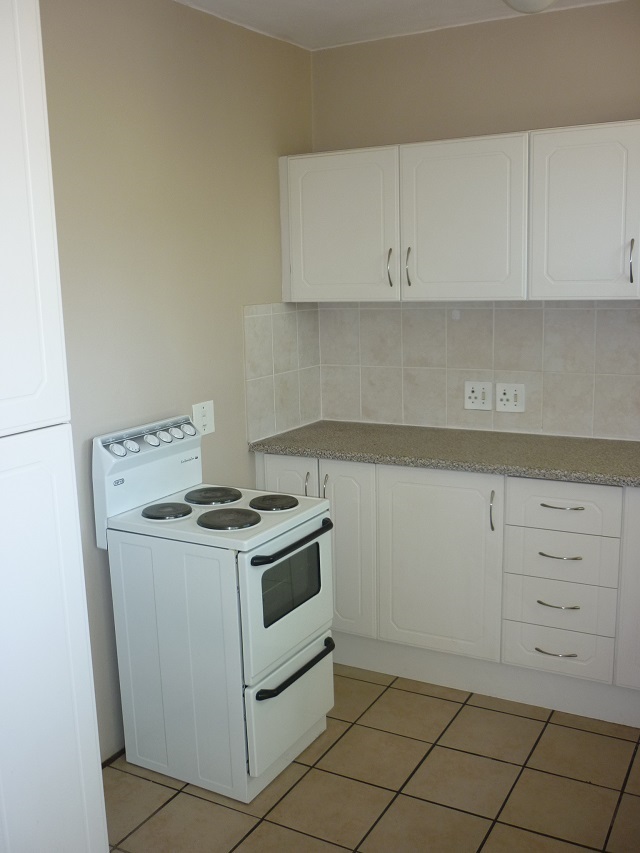 2 Bedroom Property for Sale in Uniepark Western Cape